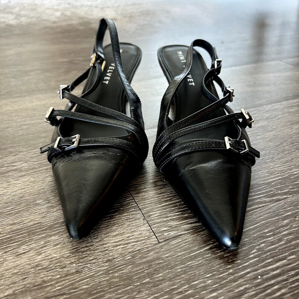 Black Pointed Slingback Heels with Straps - Picture 14 of 16